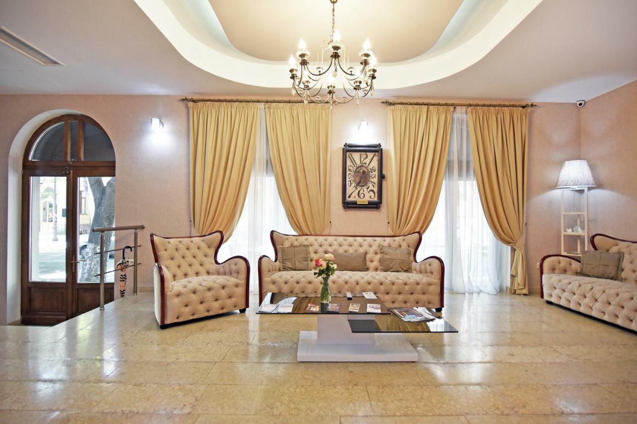 Sama Grand Hotel Тбилиси Экстерьер фото